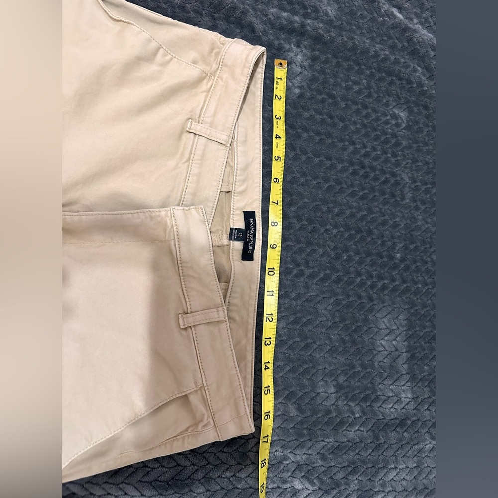 Banana Republic khaki size 12